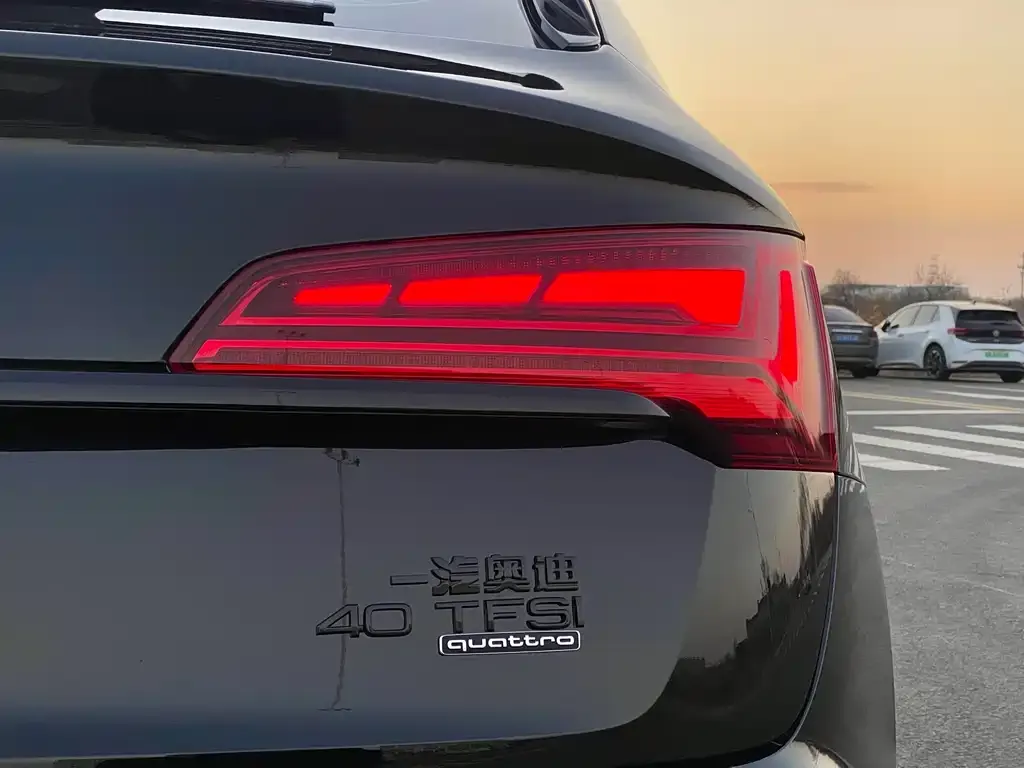 Audi Q5L Sportback 2023 из CN, фото 10