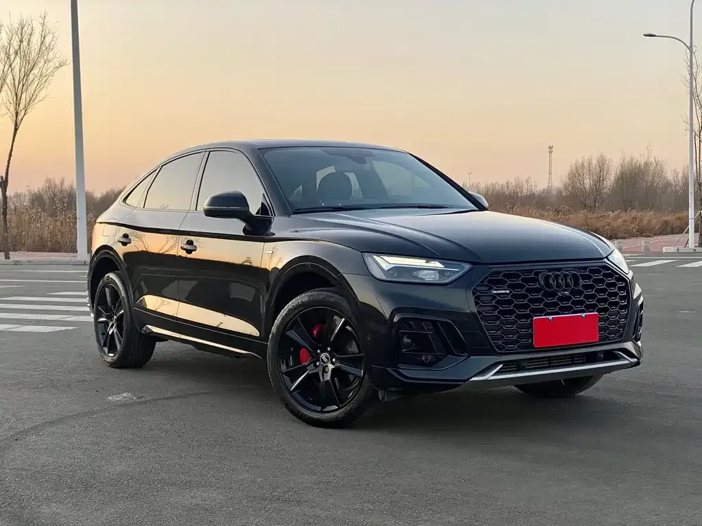 Audi Q5L Sportback 2023 из CN, фото 4