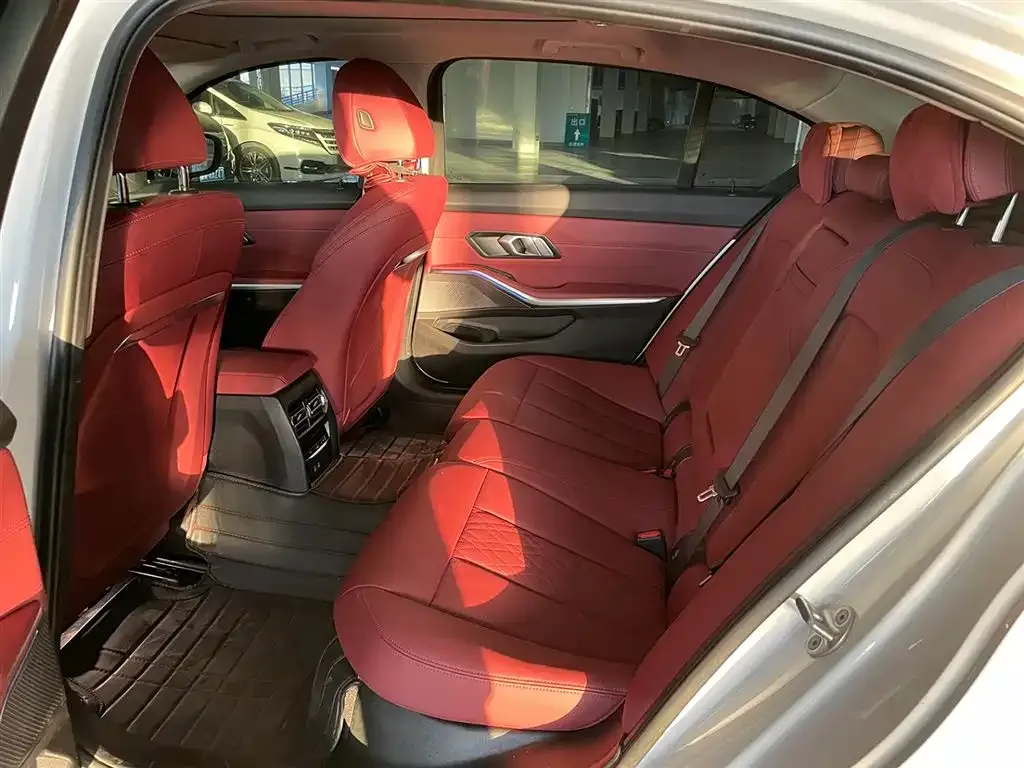 BMW i3 2023 из CN, фото 9