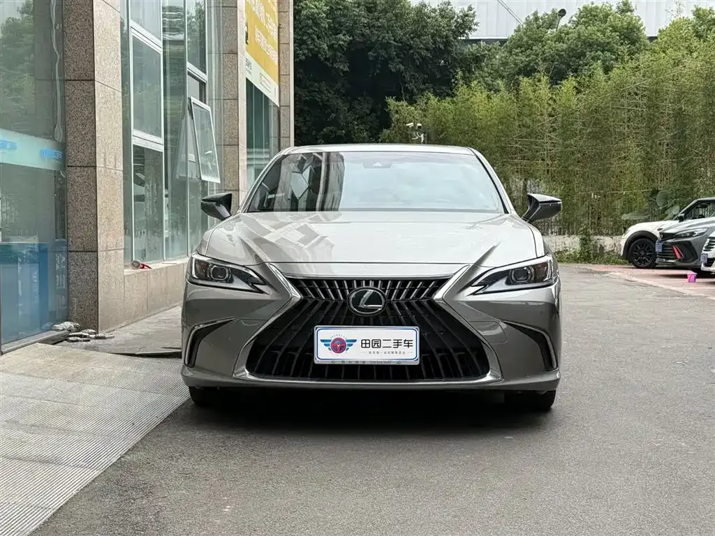 Lexus ES 2022 из CN, фото 2
