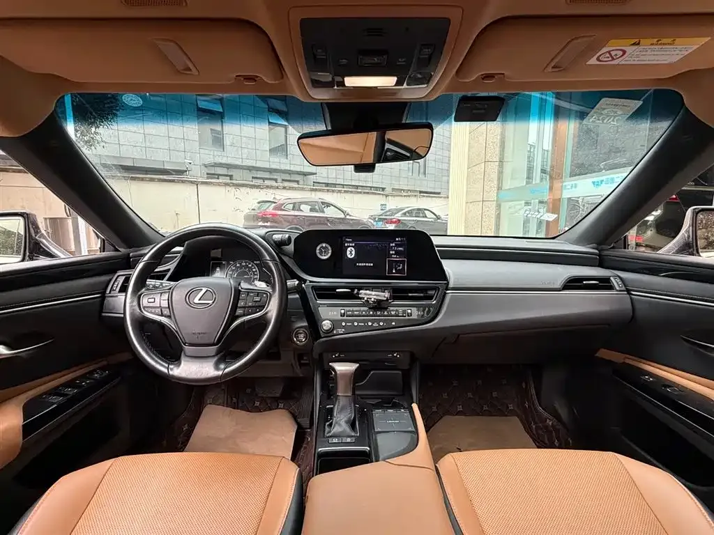 Lexus ES 2022 из CN, фото 7