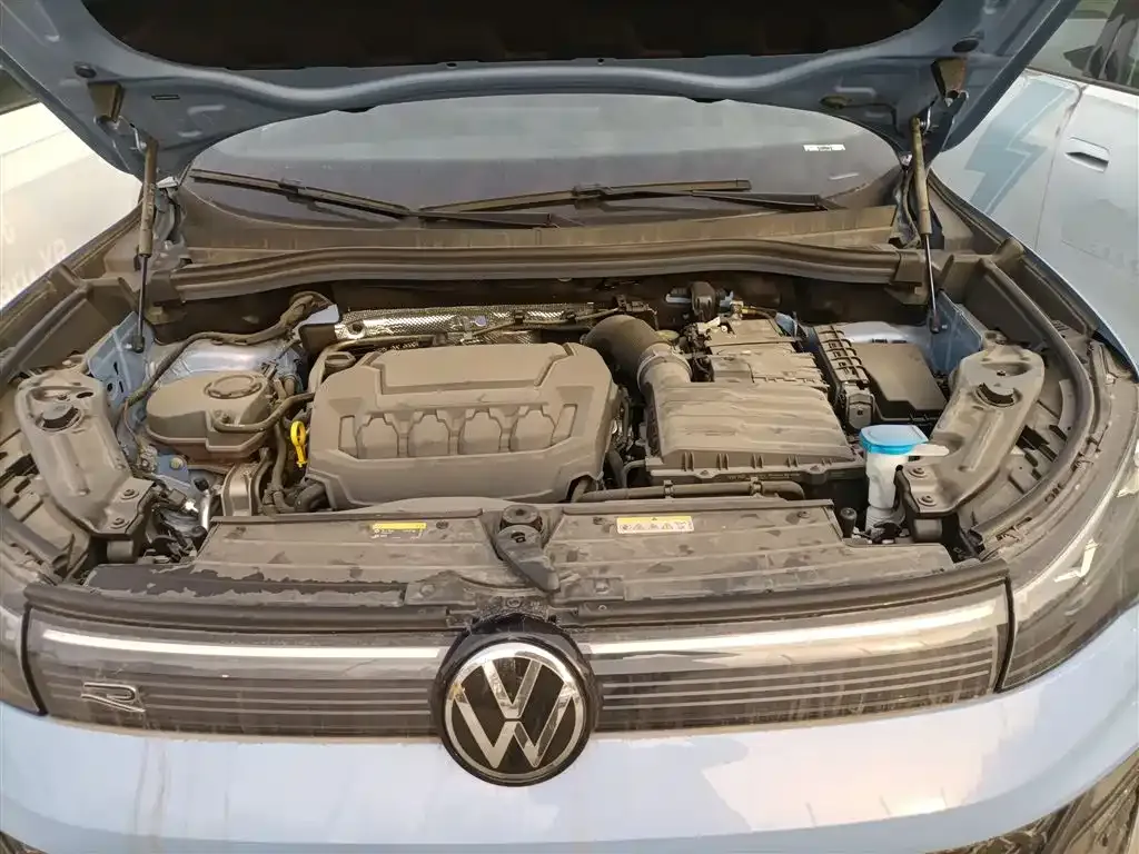 Volkswagen Tiguan L 2024 из CN, фото 10