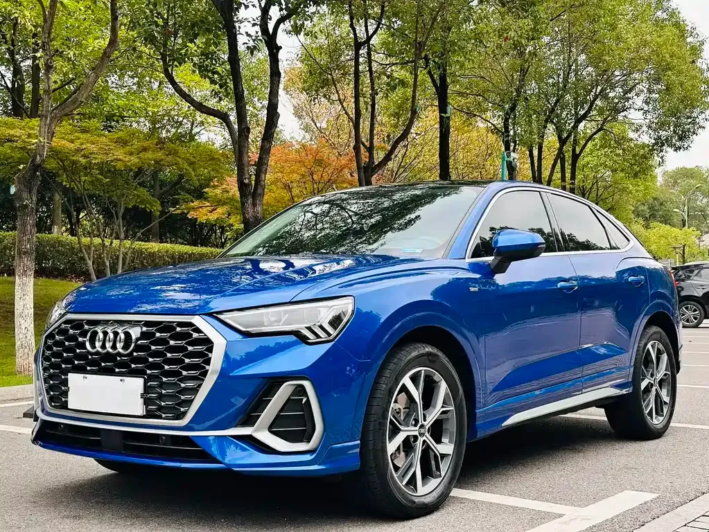 Audi Q3 Sportback 2021 из CN, фото 1