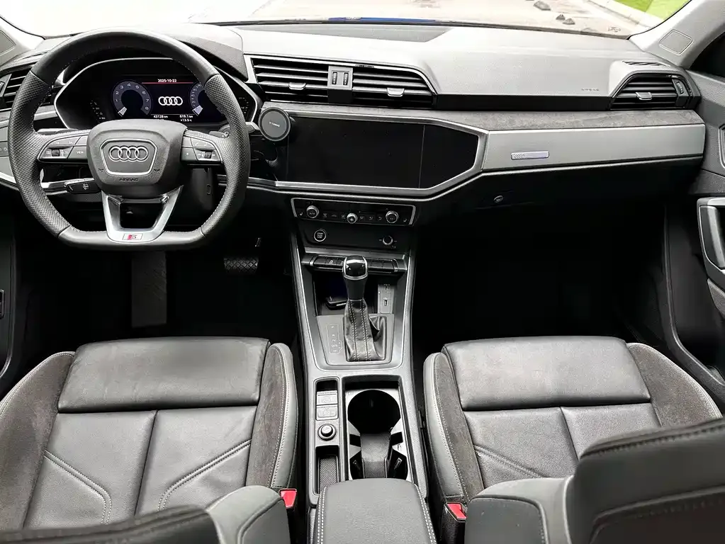 Audi Q3 Sportback 2021 из CN, фото 9