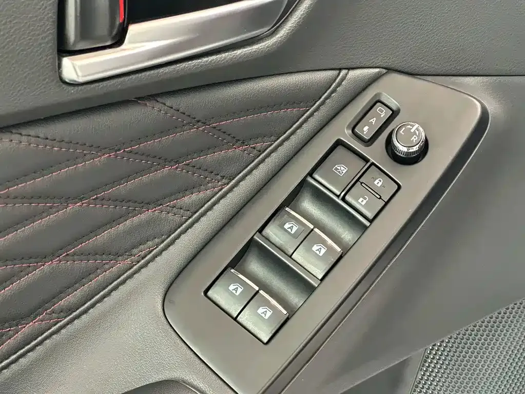 Toyota Avalon 2022 из CN, фото 10