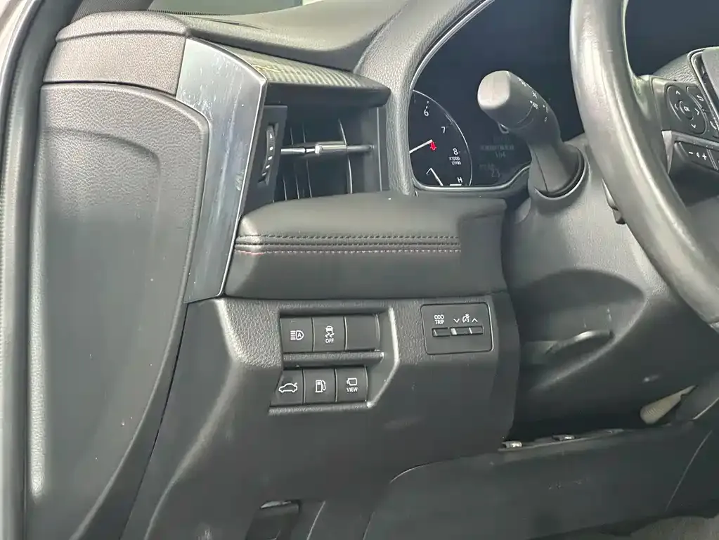 Toyota Avalon 2022 из CN, фото 9