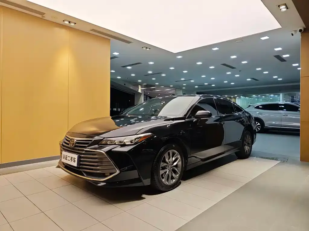 Toyota Avalon 2022 из CN, фото 1