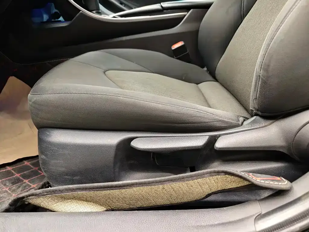 Toyota Avalon 2022 из CN, фото 10