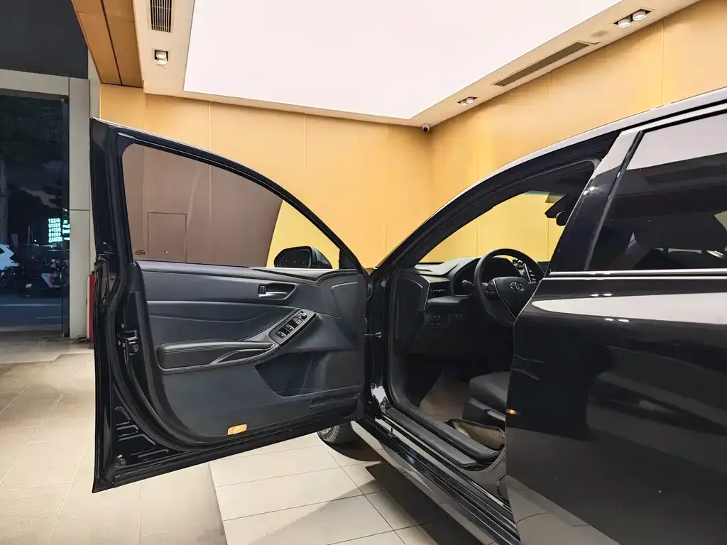 Toyota Avalon 2022 из CN, фото 7