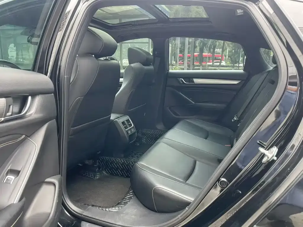 Honda Inspire 2022 из CN, фото 7