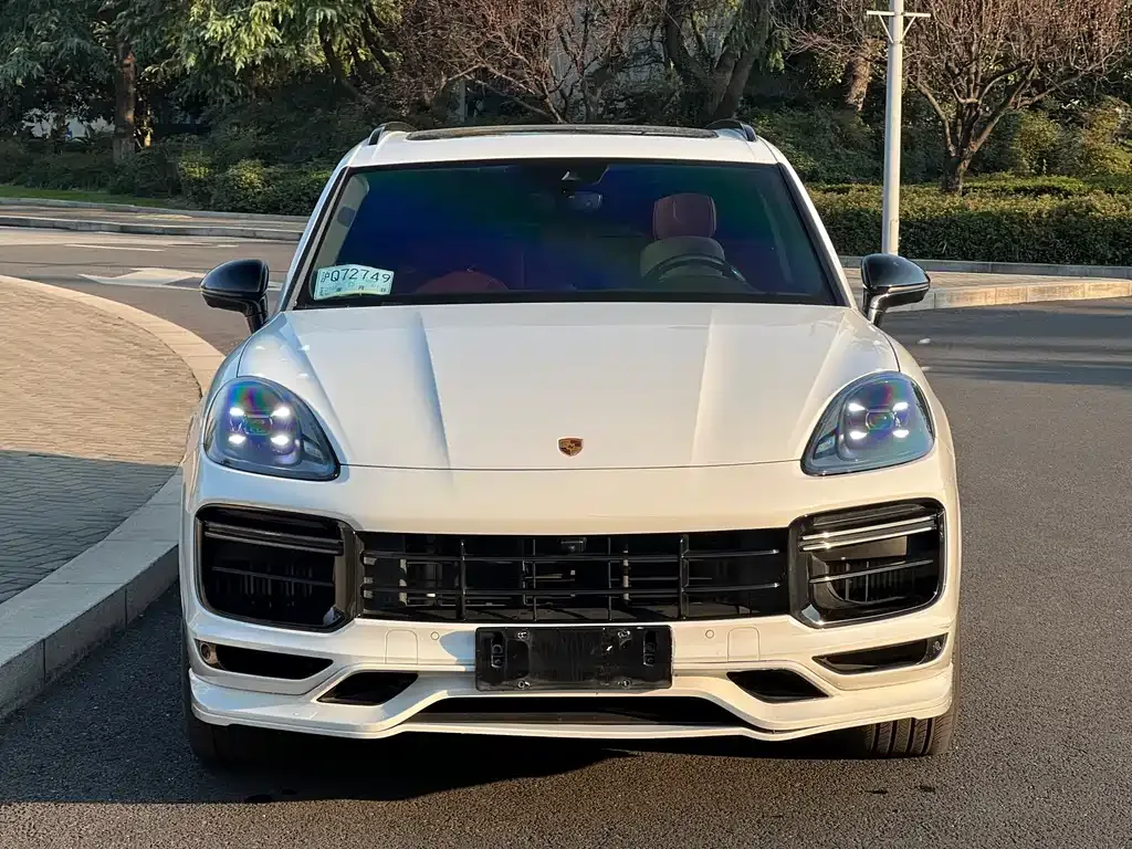 Porsche Cayenne 2023 из CN, фото 2