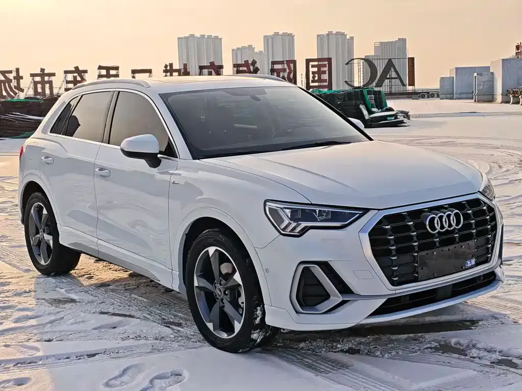 Audi Q3 2021 из CN, фото 3
