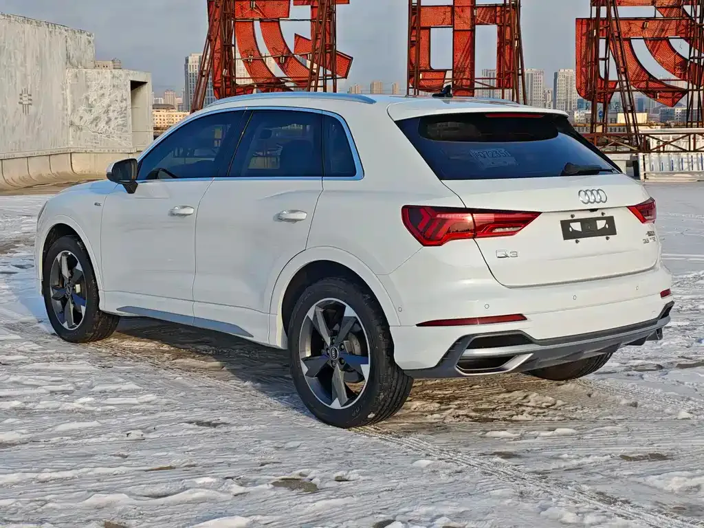 Audi Q3 2021 из CN, фото 7