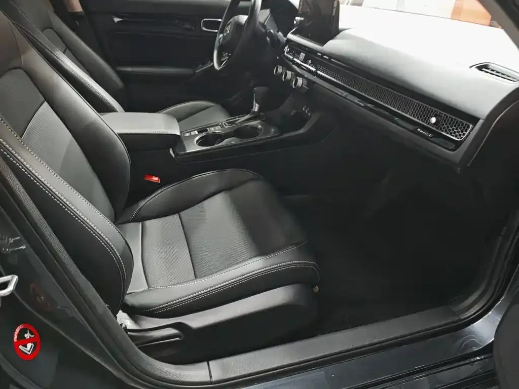 Honda Civic 2024 из CN, фото 6