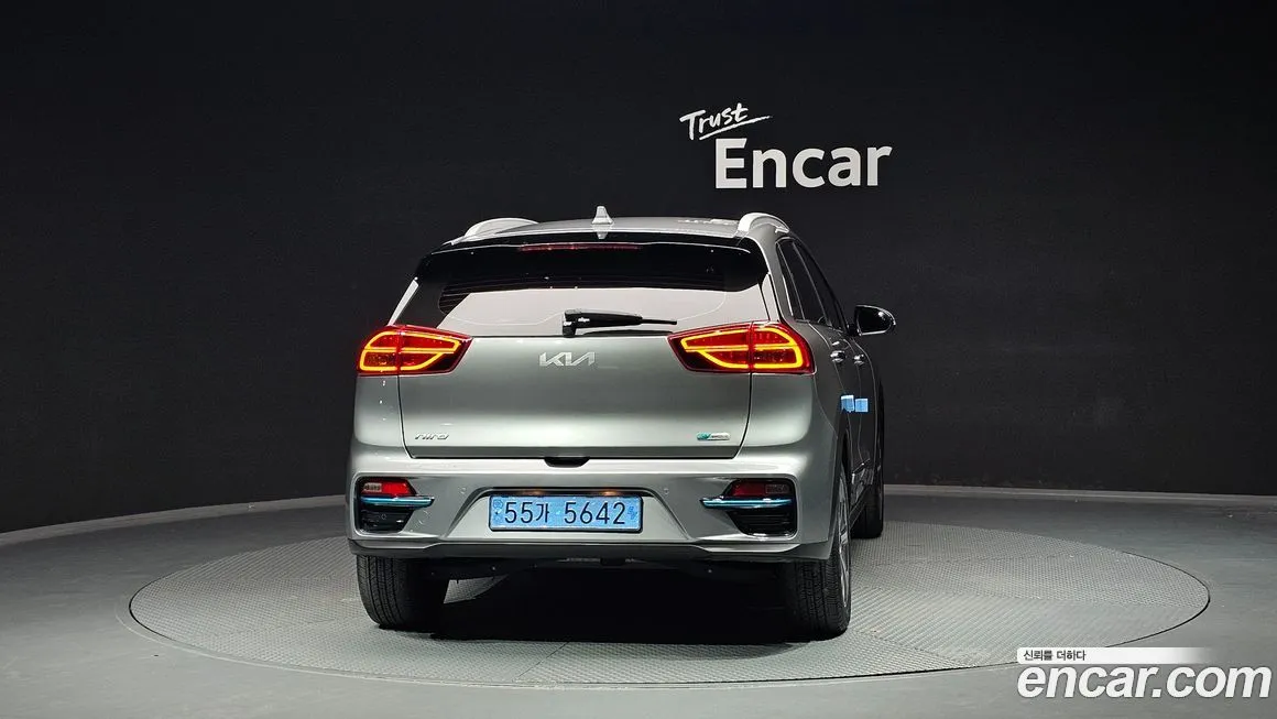 Kia Niro — фото 4