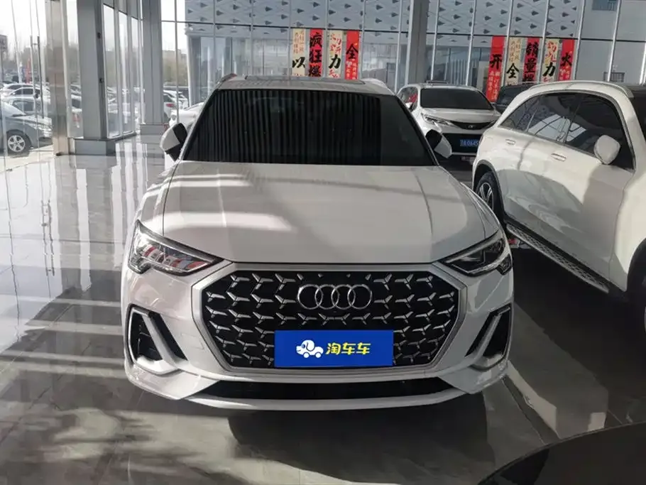 Audi Q3 2024 из CN, фото 2