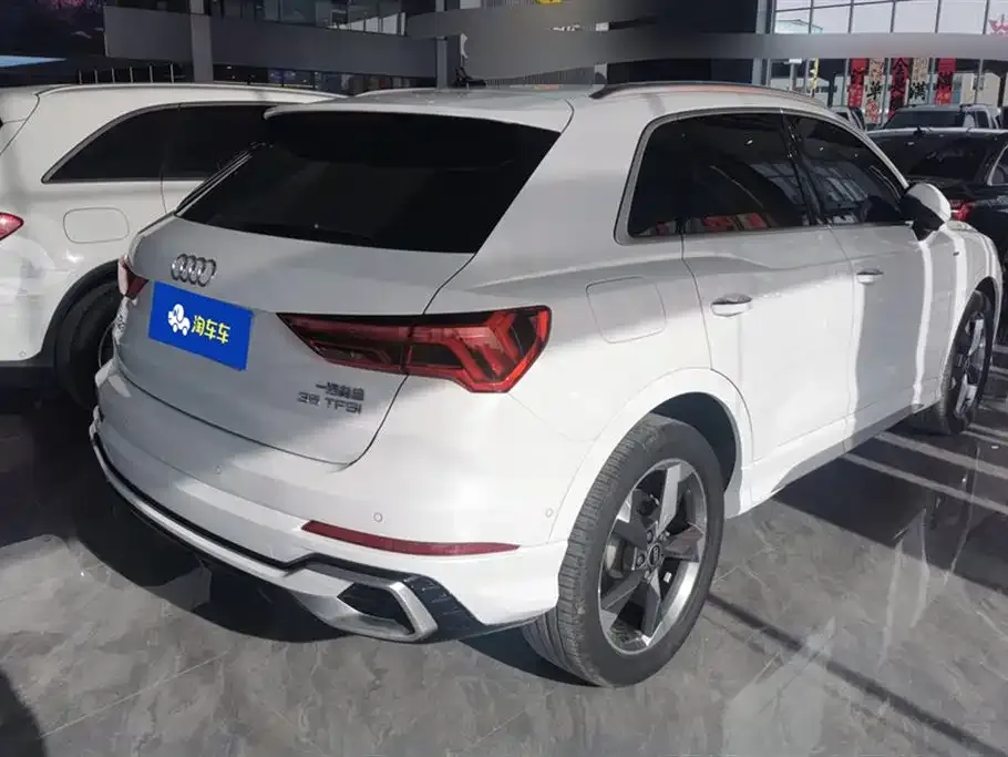 Audi Q3 2024 из CN, фото 3
