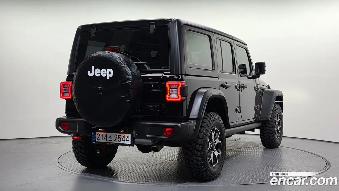 Jeep Wrangler 2023 из KR, фото 2