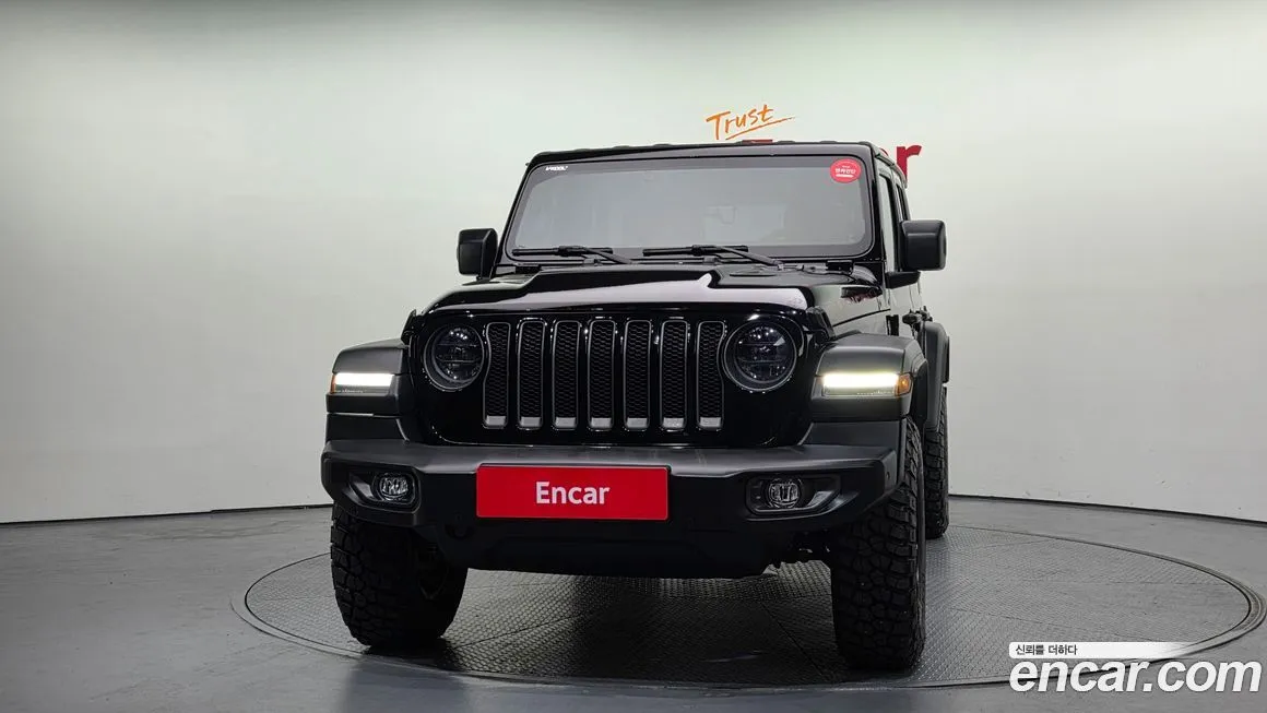 Jeep Wrangler 2023 из KR, фото 3