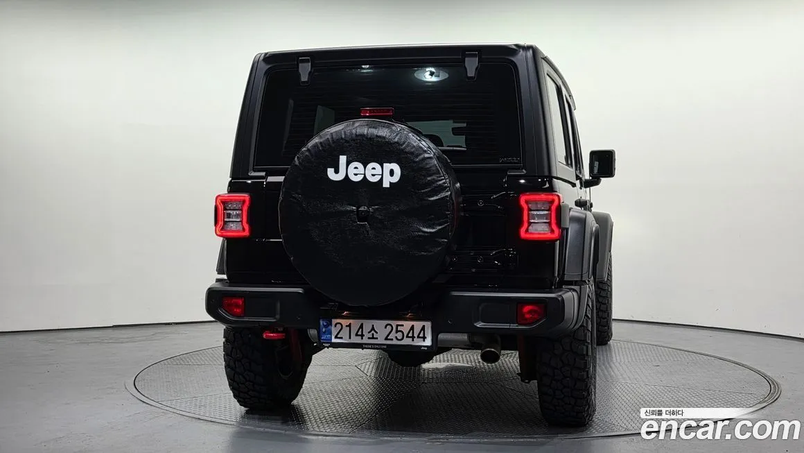 Jeep Wrangler 2023 из KR, фото 4