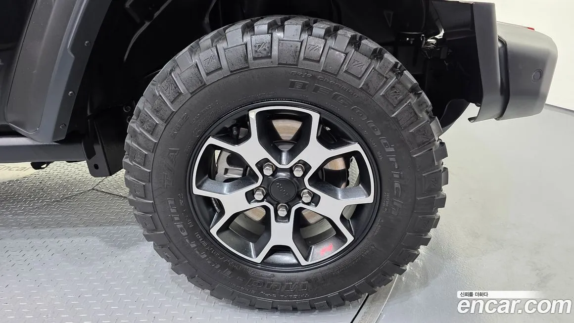 Jeep Wrangler 2023 из KR, фото 5