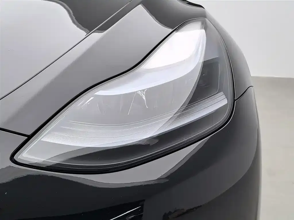 Tesla Model Y 2023 из CN, фото 7