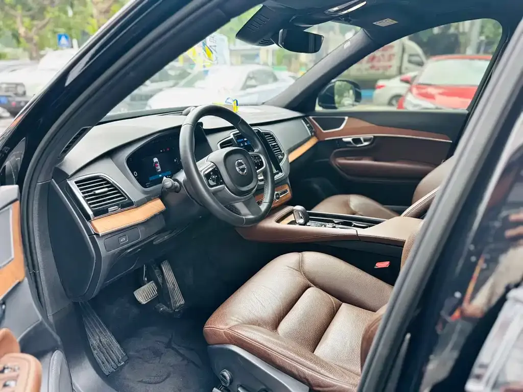 Volvo XC90 2022 из CN, фото 4