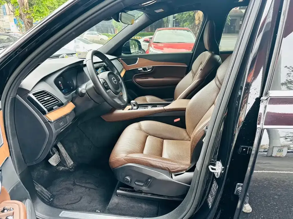Volvo XC90 2022 из CN, фото 5