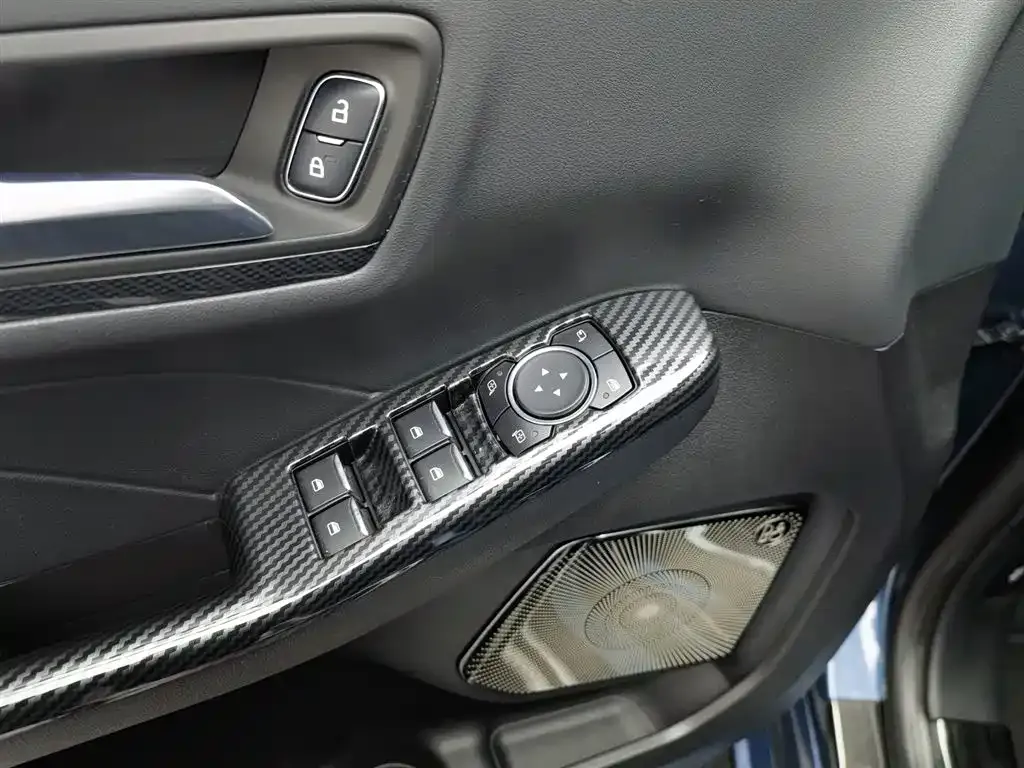 Ford Escape 2021 из CN, фото 9