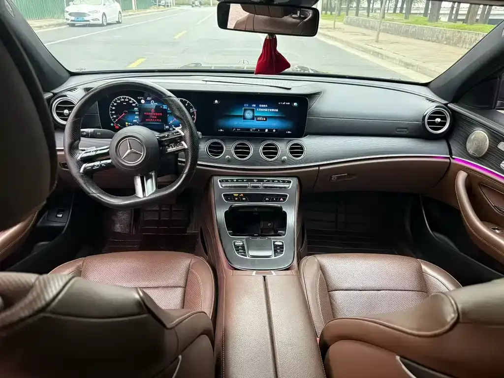 Mercedes-Benz E-Class 2022 из CN, фото 4