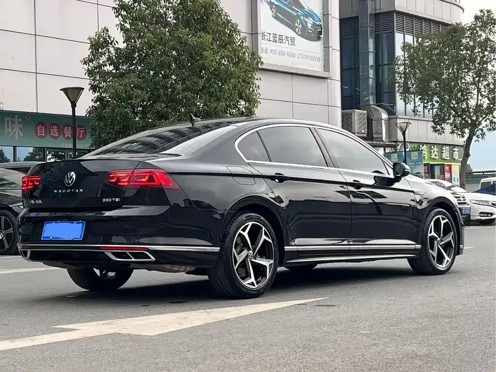 Volkswagen Magotan 2023 из CN, фото 9