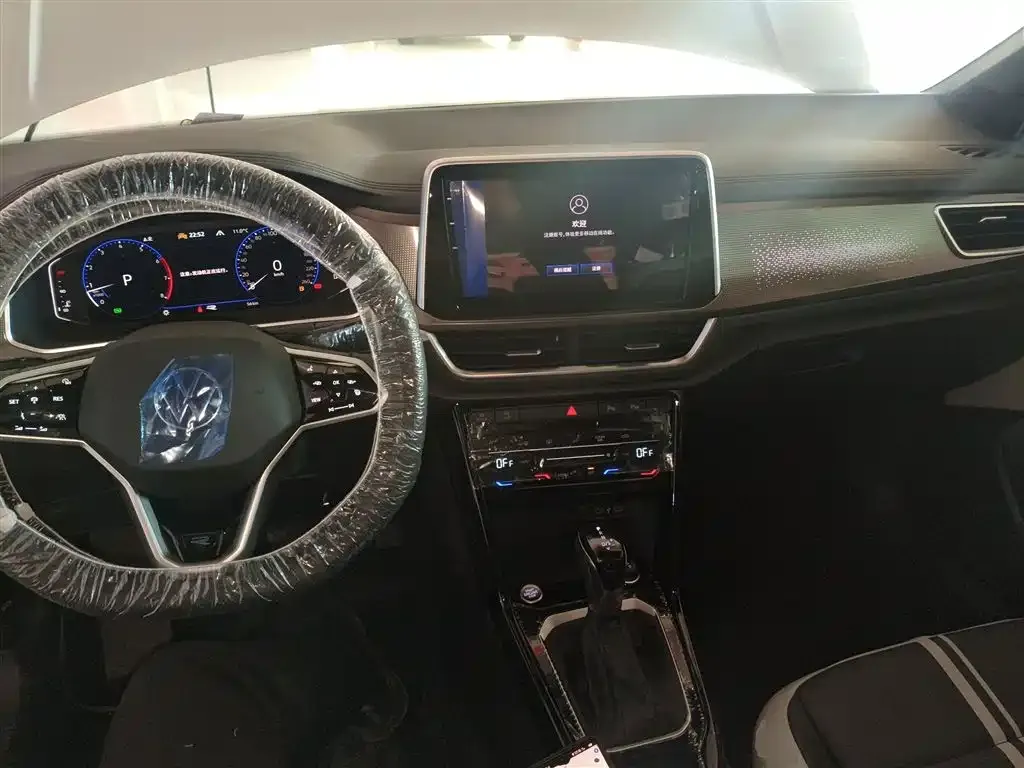 Volkswagen T-Roc 2025 из CN, фото 10