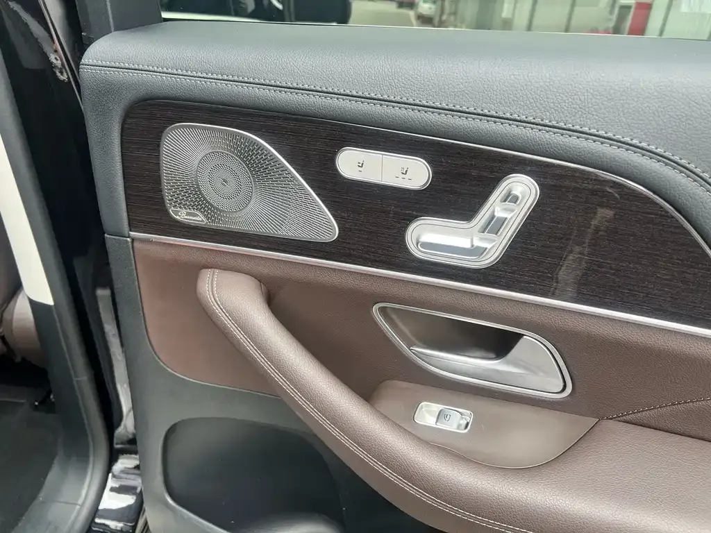 Mercedes-Benz GLS 2023 из CN, фото 10