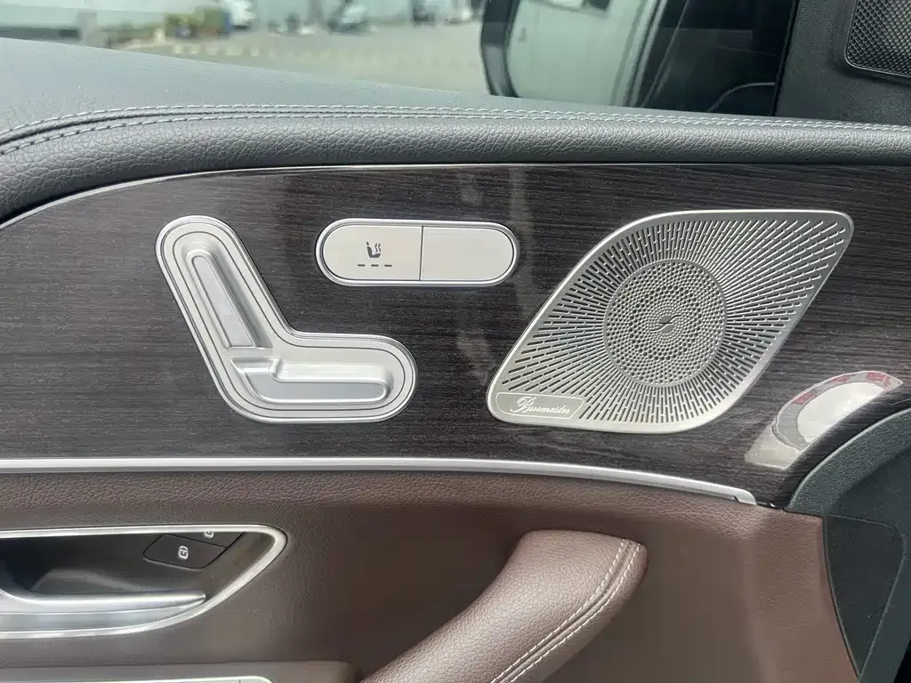 Mercedes-Benz GLS 2023 из CN, фото 4