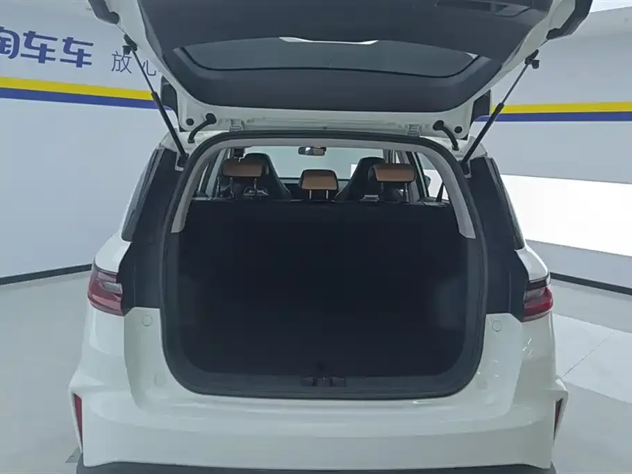 Geely Haoyue PRO 2024 из CN, фото 4