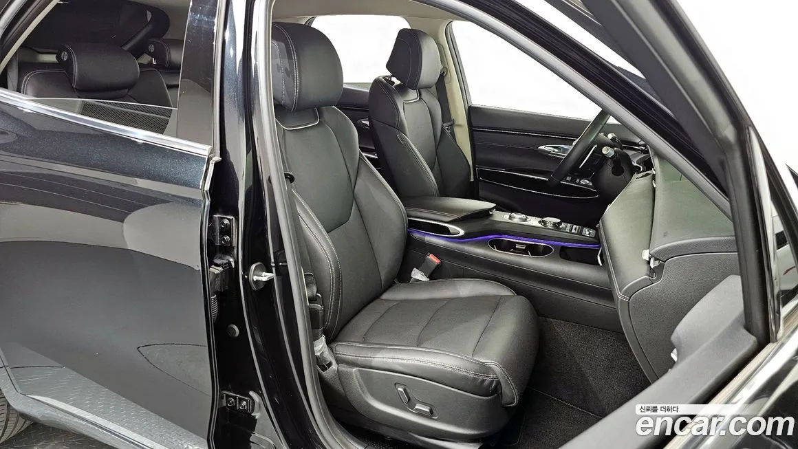 Genesis GV70 — фото 10