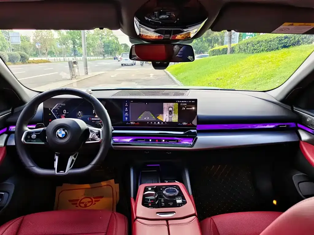 BMW 5 Series 2025 из CN, фото 7