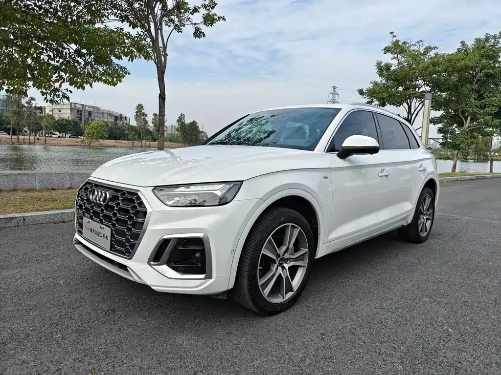 Audi Q5L 2023 из CN, фото 1