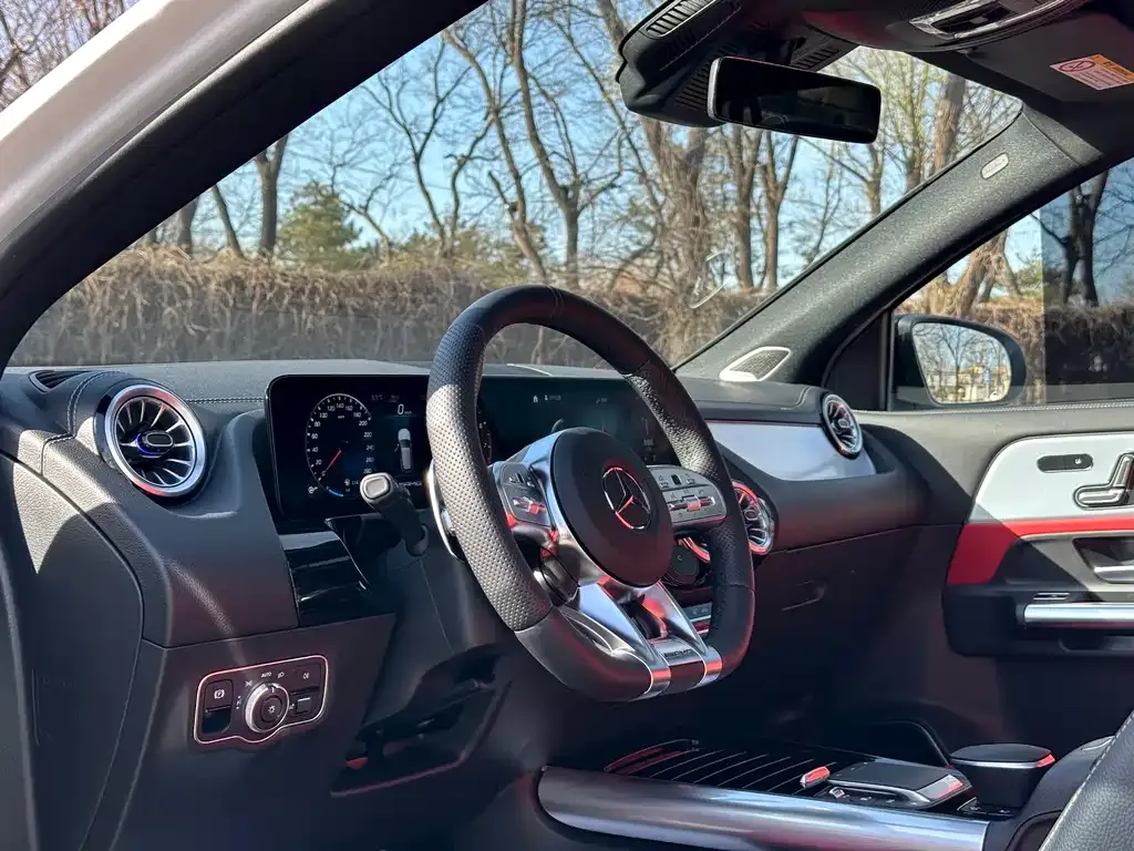 Mercedes-Benz GLA AMG 2023 из CN, фото 3