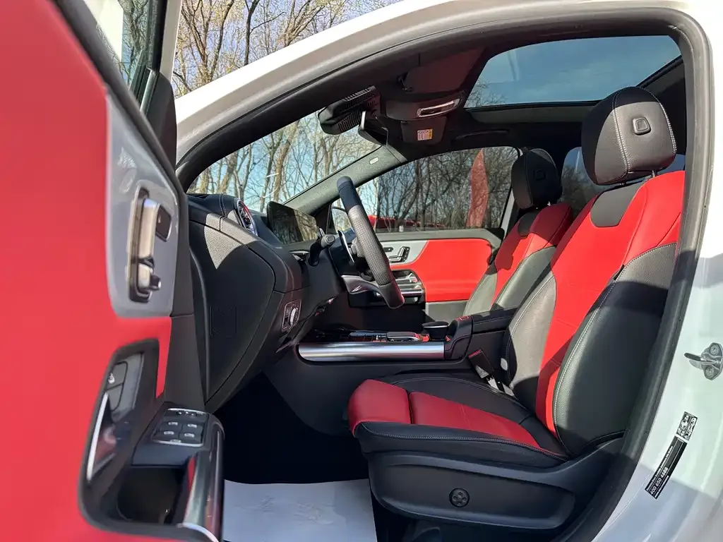Mercedes-Benz GLA AMG 2023 из CN, фото 7