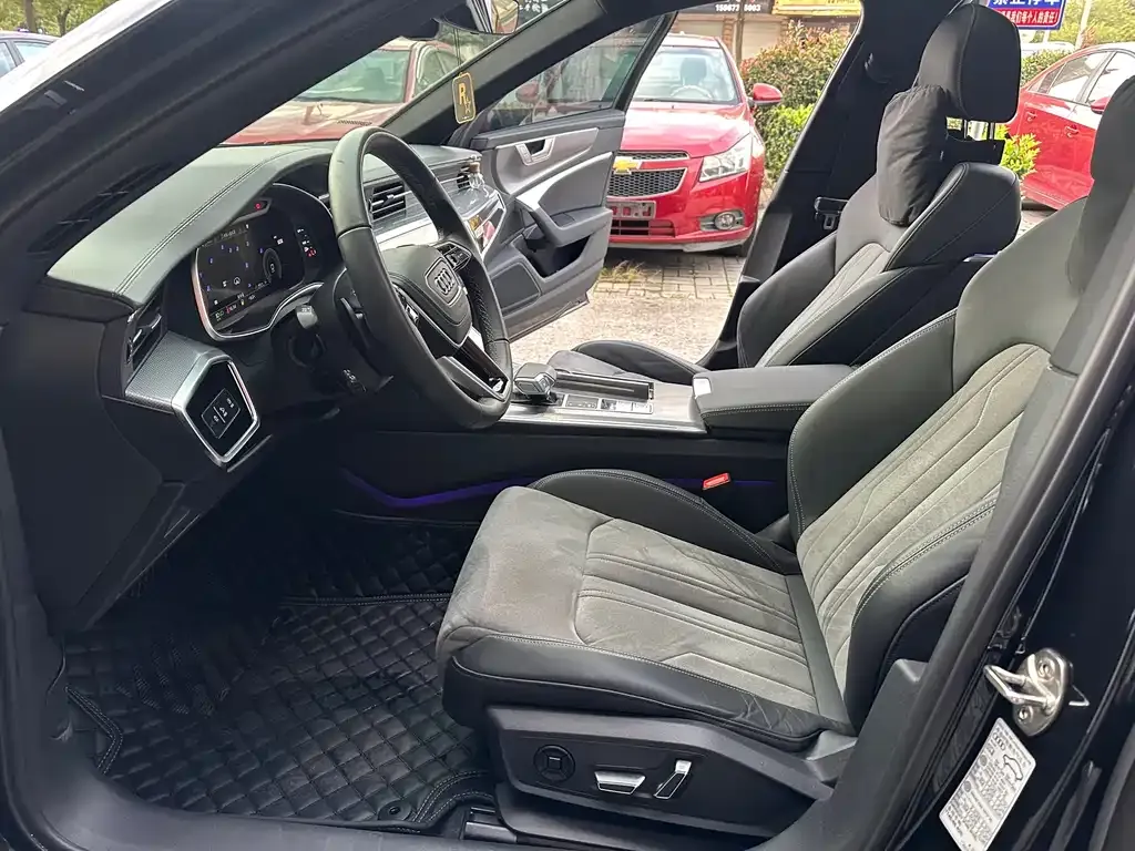 Audi A6L 2024 из CN, фото 7