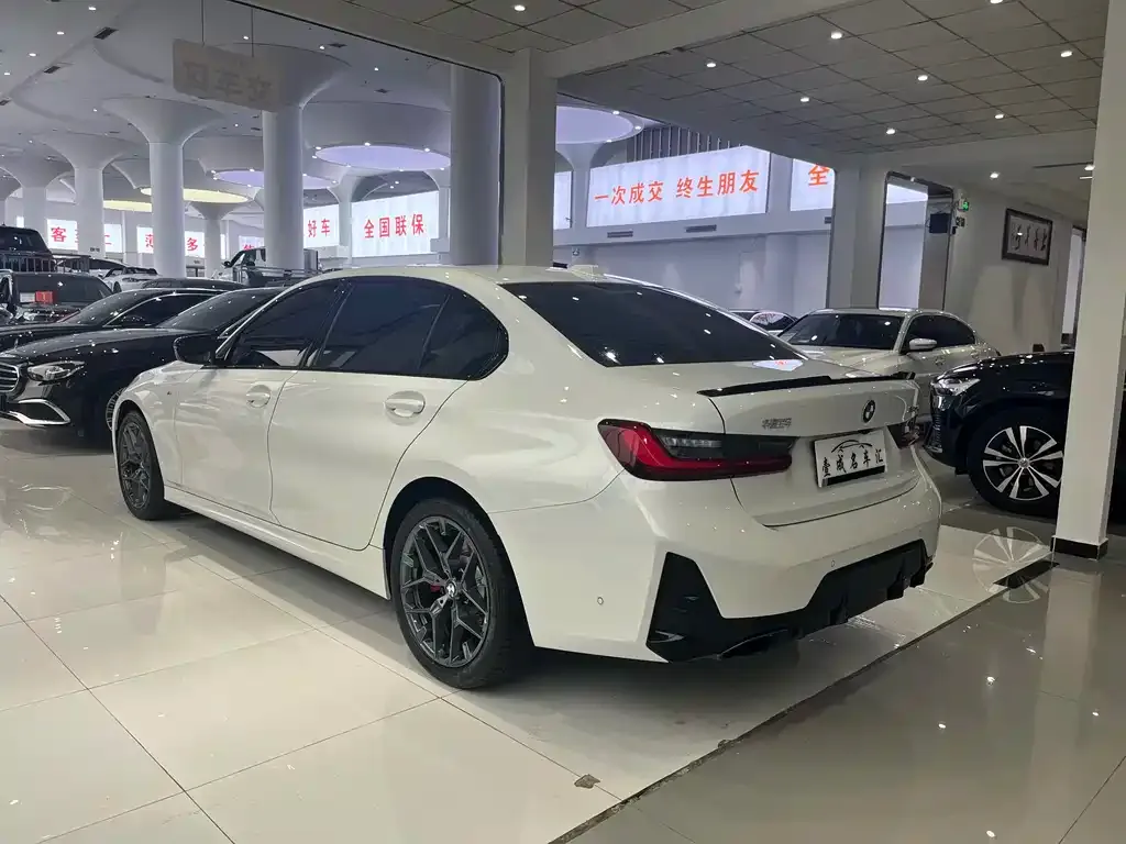 BMW 3 Series 2024 из CN, фото 6