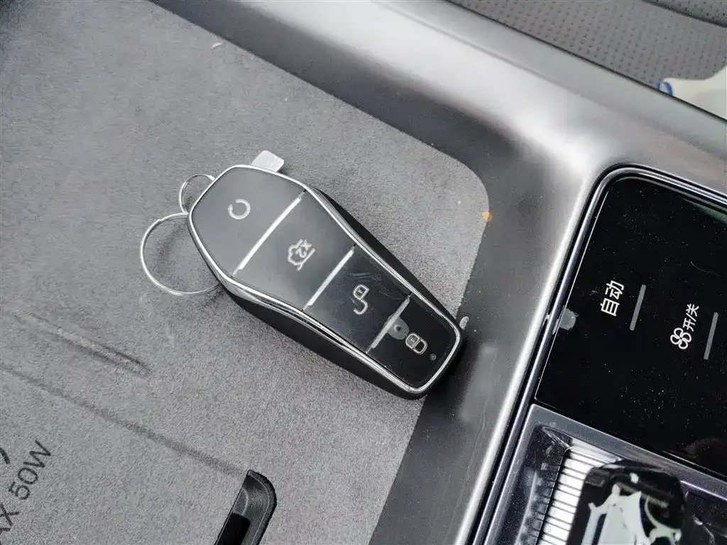 BYD Seal 07 DM-i 2025 из CN, фото 9