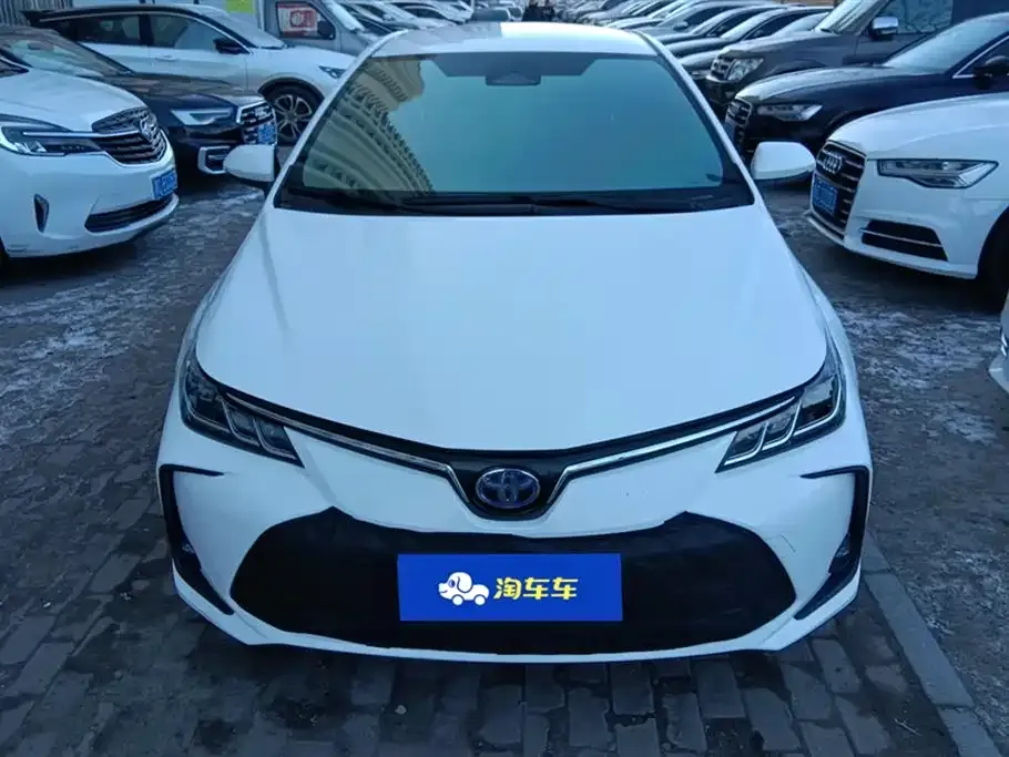 Toyota Corolla 2023 из CN, фото 2