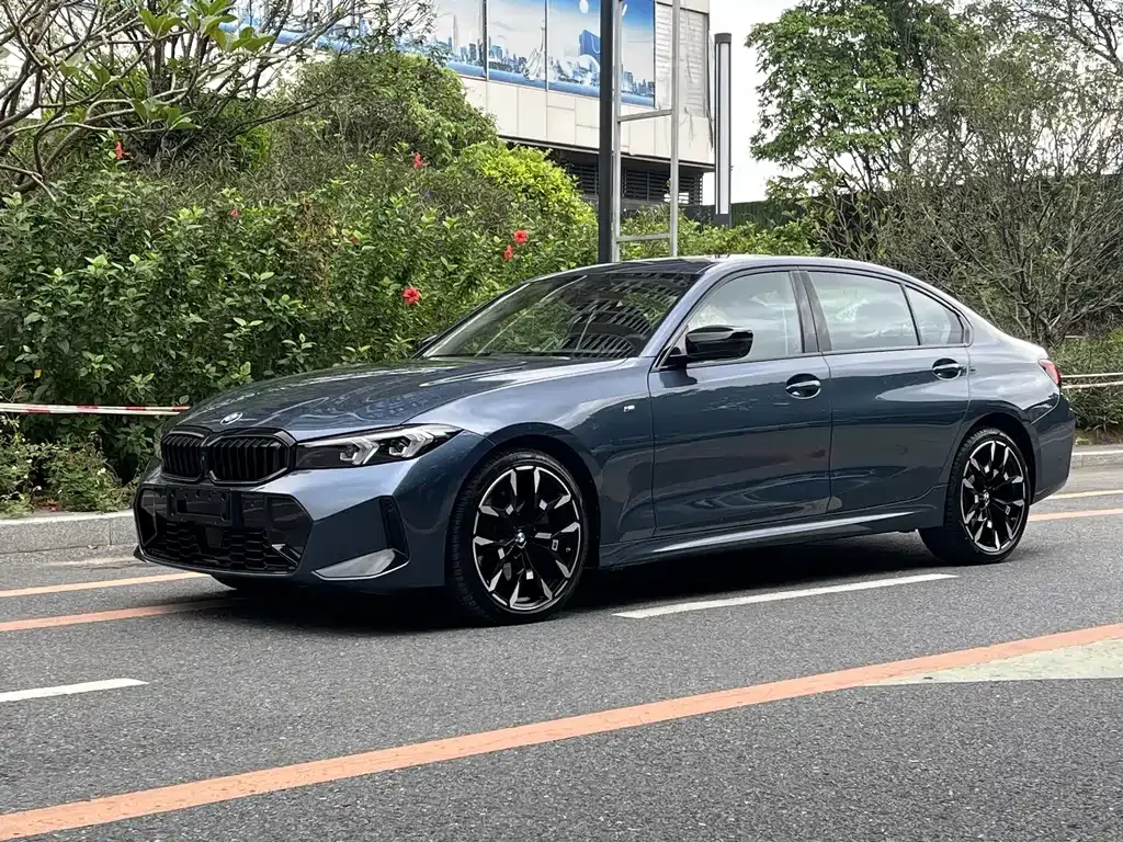 BMW 3 Series 2024 из CN, фото 1