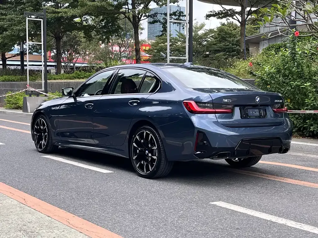 BMW 3 Series 2024 из CN, фото 7