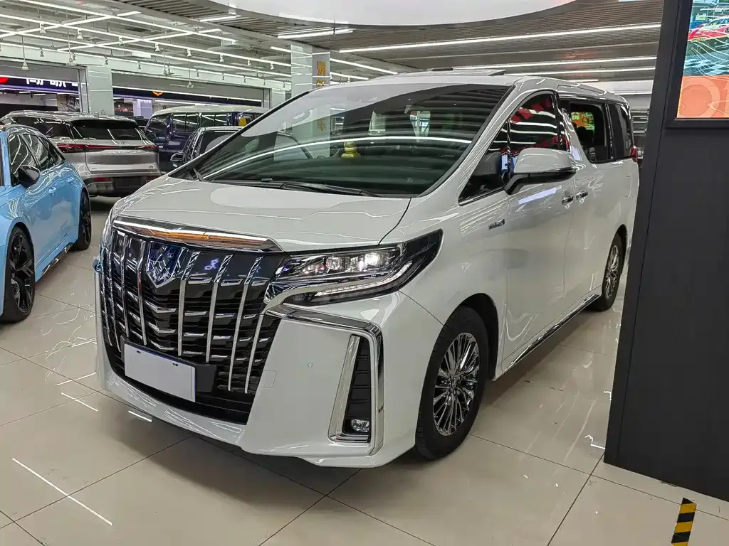 Toyota Alphard 2022 из CN, фото 1