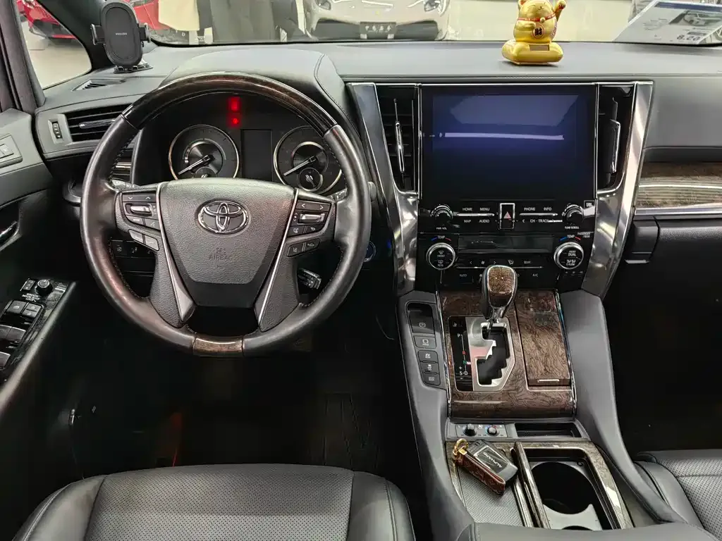 Toyota Alphard 2022 из CN, фото 5