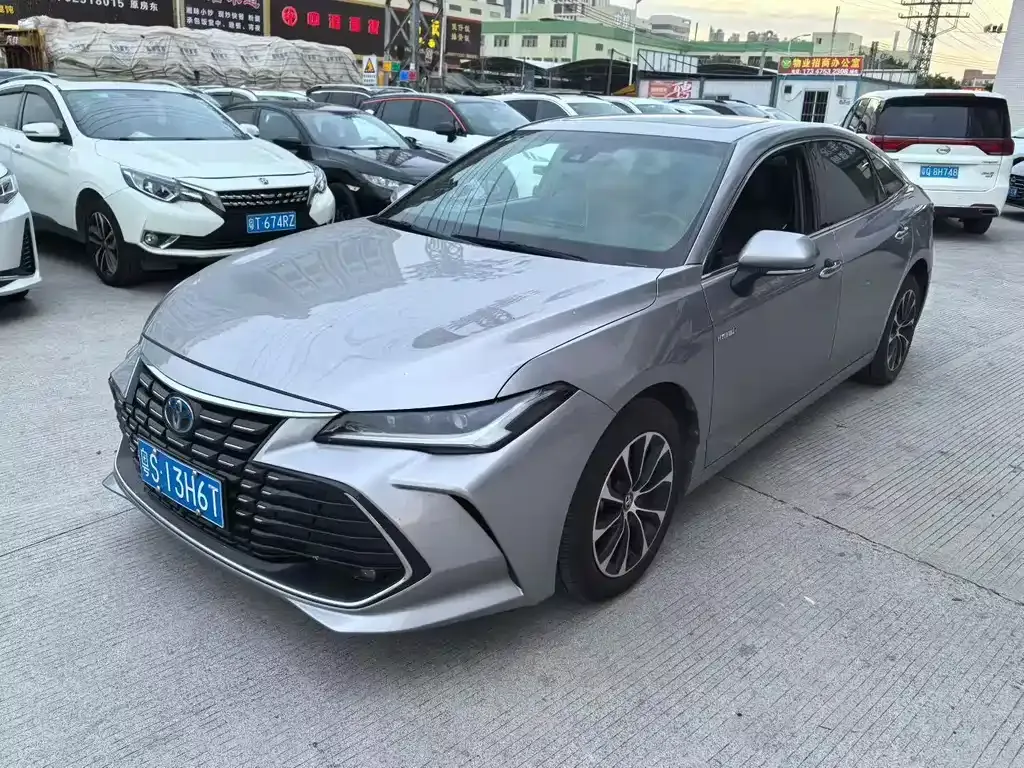Toyota Avalon 2022 из CN, фото 1