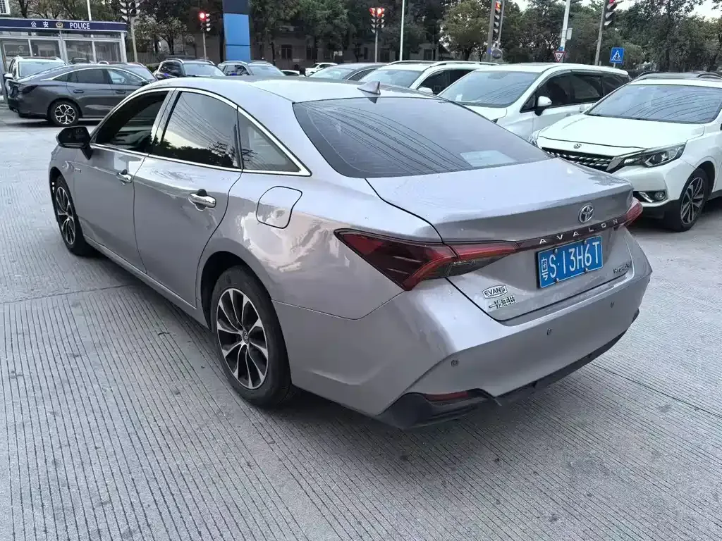Toyota Avalon 2022 из CN, фото 6